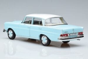 Mercedes 220 S W111 Blu Norev 1:18 183920 Pressofusione — immagine 6 di 7