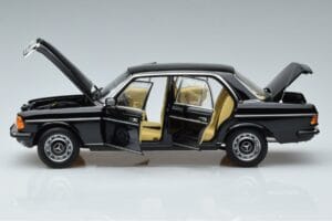 Mercedes 230E W123 Edizione Limitata Norev 1:18 183711 Pressofusione — immagine 4 di 8