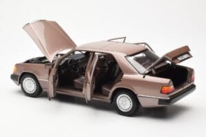 Mercedes 230E W124 Rosewood Metallic Edizione Concessionario Norev 1:18 B66040697 Pressofusione — immagine 5 di 8