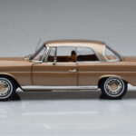 Mercedes 250 SE Coupe W111 Oro Metallizzato Norev 1:18 - image 4 of 7