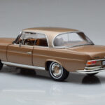 Mercedes 250 SE Coupe W111 Oro Metallizzato Norev 1:18 - image 6 of 7