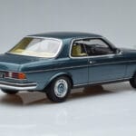 Mercedes 280 CE C123 Blu Otto 1:18 OT627 Resina - image 2 of 6