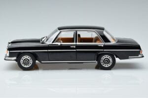 Mercedes 280 SE W108 Nero Norev 1:18 183762 Pressofusione — immagine 4 di 7