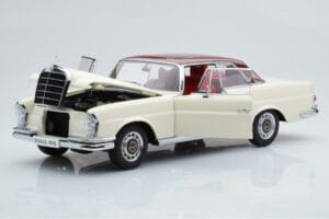 Mercedes 280 SE W108 Bianco AUTOart 1:18 76287 Pressofusione — immagine 2 di 8