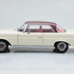 Mercedes 280 SE W108 Bianco AUTOart 1:18 - image 5 of 8