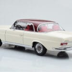 Mercedes 280 SE W108 Bianco AUTOart 1:18 - image 7 of 8