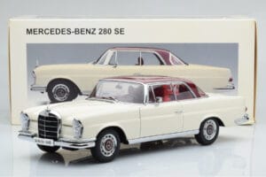 Mercedes 280 SE W108 Bianco AUTOart 1:18 76287 Pressofusione — immagine 8 di 8