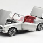 Mercedes 280 SL W113 Pagoda Argento Schuco 1:18 450035000 - image 2 of 8