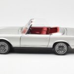 Mercedes 280 SL W113 Pagoda Argento Schuco 1:18 450035000 - image 4 of 8