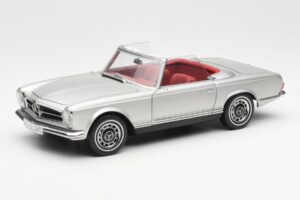 Mercedes 280 SL W113 Pagoda Argento Schuco 1:18 450035000