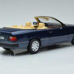 Mercedes 300 CE-24 A124 Cabriolet Nautical Blu Edizione Limitata Norev 1:18 183879 Pressofusione - image 3 of 7