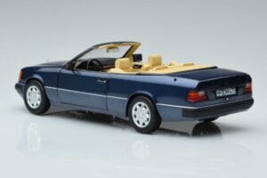 Mercedes 300 CE-24 A124 Cabriolet Nautical Blu Edizione Limitata Norev 1:18 183879 Pressofusione — immagine 6 di 7