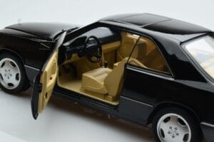 Mercedes 300 CE-24 C124 Coupe AMG Wheels Edizione Limitata Norev 1:18 183881 Pressofusione — immagine 8 di 11