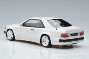 Mercedes 300 CE C124 AMG The Hammer Arctic Bianco Otto 1:18 B66040639 Resina — immagine 5 di 6