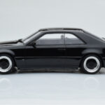Mercedes 300 CE C124 AMG The Hammer Nero Otto 1:18 - image 3 of 6