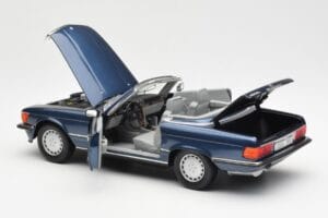 Mercedes 300 SL R107 Blu Nautico Norev 1:18 183466 Pressofusione — immagine 5 di 8