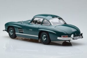 Mercedes 300 SL W198 Gullwing Verde Norev 1:18 183851 Pressofusione — immagine 6 di 7