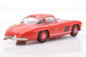 Mercedes 300 SL W198 Gullwing Rosso Minichamps 1:18 110037211 Pressofusione — immagine 3 di 8