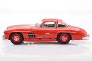 Mercedes 300 SL W198 Gullwing Rosso Minichamps 1:18 110037211 Pressofusione — immagine 4 di 8