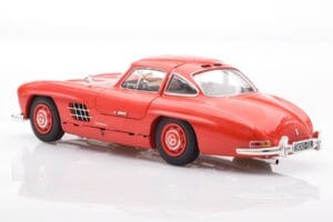 Mercedes 300 SL W198 Gullwing Rosso Minichamps 1:18 110037211 Pressofusione — immagine 7 di 8