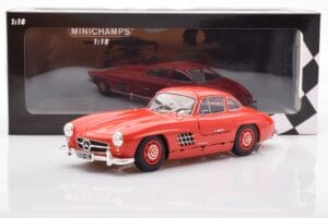 Mercedes 300 SL W198 Gullwing Rosso Minichamps 1:18 110037211 Pressofusione — immagine 8 di 8