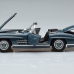 Mercedes 300 SL W198 Roadster Blu Norev 1:18 - image 4 of 9