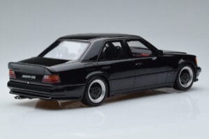 Mercedes 300E W124 5.6 AMG The Hammer Otto 1:18 OT638 Resina — immagine 2 di 6