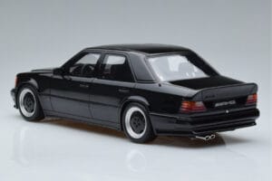 Mercedes 300E W124 5.6 AMG The Hammer Otto 1:18 OT638 Resina — immagine 5 di 6