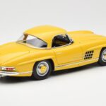 Mercedes 300 SL W198 Roadster Giallo Norev 1:18 B66040669 - image 3 of 8