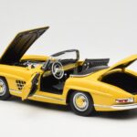 Mercedes 300 SL W198 Roadster Giallo Norev 1:18 B66040669 - image 5 of 8