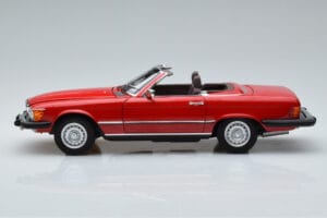 Mercedes 450 SL R107 Versione US Rosso Norev 1:18 183729 Pressofusione — immagine 5 di 8