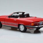 Mercedes 450 SL R107 Versione US Rosso Norev 1:18 - image 7 of 8