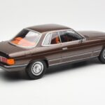 Mercedes 500 SLC C107 Marrone KK-Scale 1:18 180851 - image 2 of 6