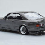 Mercedes 560 SEC C126 AMG Wide Body Grigio Otto 1:18 - image 5 of 6