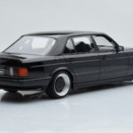 Mercedes 560 SEL AMG W126 Obsidian Nero Otto 1:18 - image 2 of 6