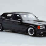 Mercedes 560 SEL AMG W126 Obsidian Nero Otto 1:18 - image 4 of 6