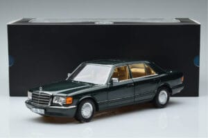 Mercedes 560 SEL W126 Verde Scuro Metallizzato Norev 1:18 B66040682 Pressofusione — immagine 7 di 7