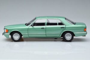 Mercedes 560 SEL W126 Verde Chiaro Norev 1:18 183469 Pressofusione — immagine 4 di 7
