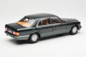 Mercedes 560 SEL W126 Night Verde Metallizzato Dealer Edition Norev 1:18 B66040626 Pressofusione — immagine 3 di 8