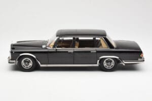 Mercedes 600 SWB W100 Nero KK-Scale 1:18 180601 Pressofusione — immagine 3 di 6