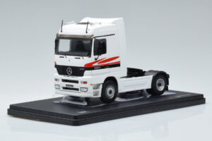 Mercedes Actros MP1 Bianco IXO 1:43 TR064