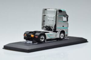 Mercedes Actros MP4 Racing Edition IXO 1:43 TR091 Pressofusione — immagine 2 di 6