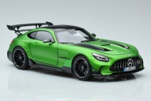 Mercedes AMG GT C190 Black Series Verde Hell Magno Edizione Limitata Norev 1:18 183903 Pressofusione — immagine 5 di 7