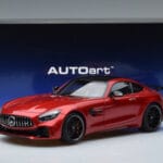 Mercedes AMG GT R C190 Rosso Cardinale AUTOart 1:18 76331 Pressofusione - image 7 of 7