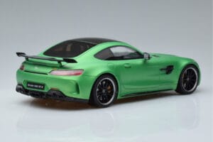 Mercedes AMG GT R Verde GT Spirit 1:18 GT179 Resina — immagine 2 di 6