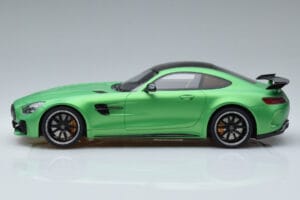 Mercedes AMG GT R Verde GT Spirit 1:18 GT179 Resina — immagine 3 di 6