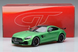 Mercedes AMG GT R Verde GT Spirit 1:18 GT179 Resina — immagine 6 di 6
