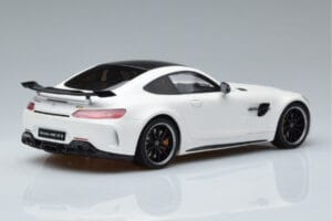 Mercedes AMG GT R Bianco GT Spirit 1:18 KJ021 Resina — immagine 2 di 6