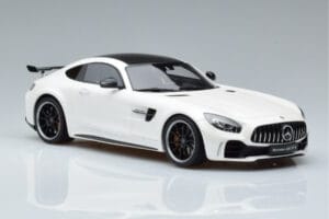 Mercedes AMG GT R Bianco GT Spirit 1:18 KJ021 Resina — immagine 4 di 6