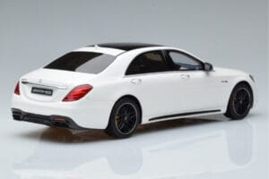 Mercedes AMG S63 W222 Diamond Bianco GT Spirit 1:18 B66965714 Resina — immagine 2 di 6